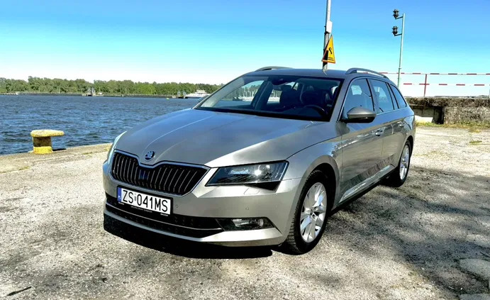 skoda Skoda Superb cena 69999 przebieg: 188000, rok produkcji 2016 z Świnoujście